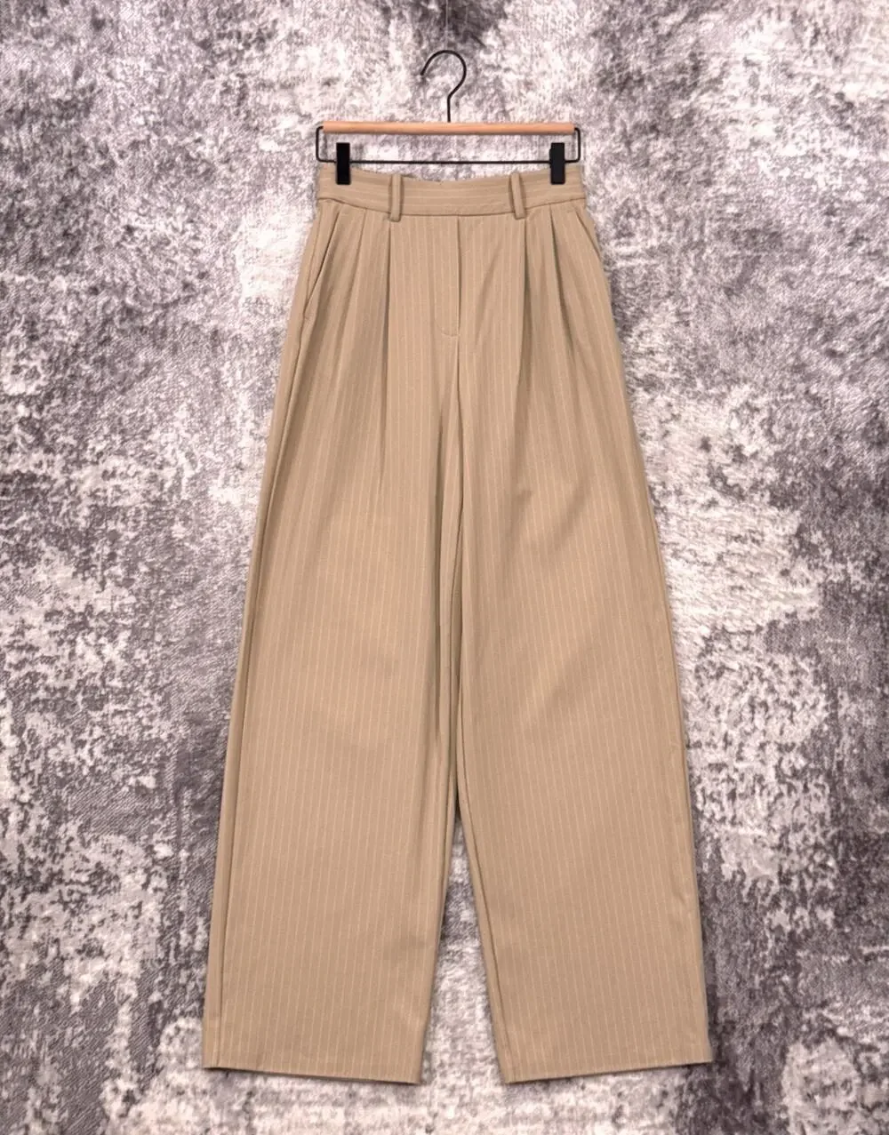 Lululemon Daydrift High Rise Wide Leg Trouser XS Womens Pinstripe Pants